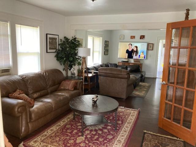 Country House On 1 Acre 4 Beds Great For Events Or A Quiet Weekend! Independence Exterior foto