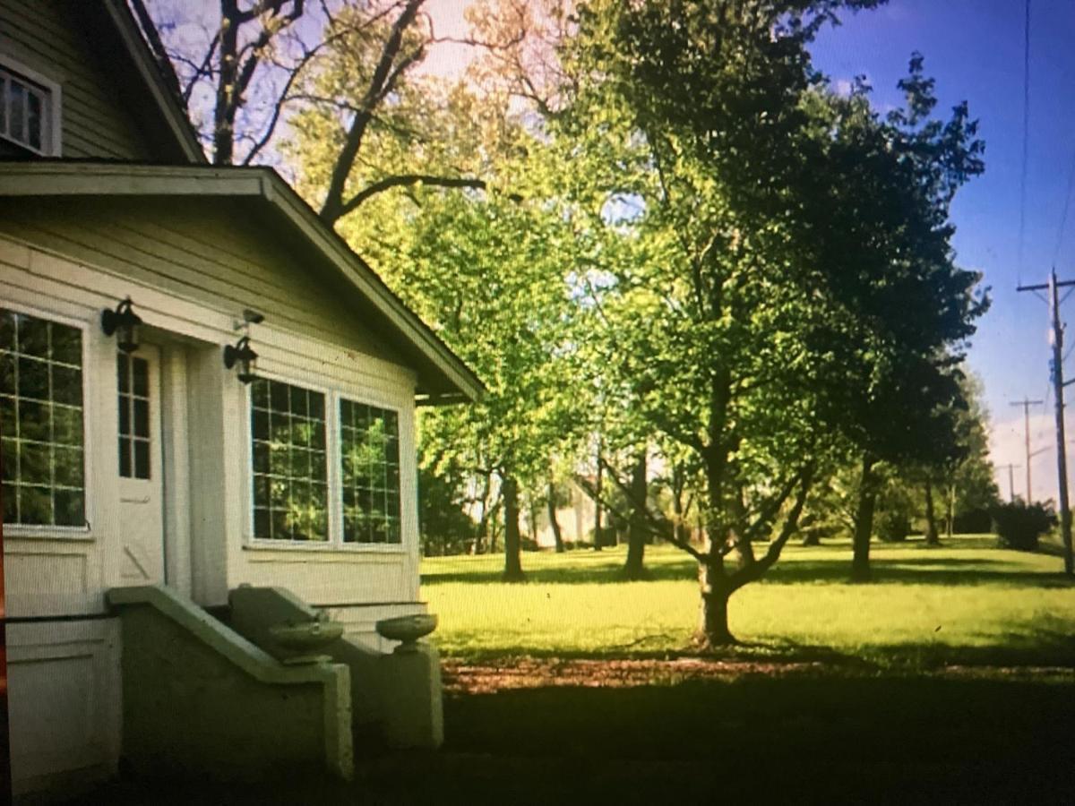 Country House On 1 Acre 4 Beds Great For Events Or A Quiet Weekend! Independence Exterior foto